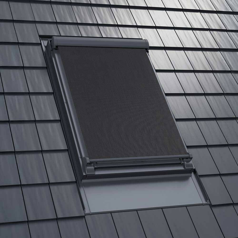 Fakro Screen AMZ handbediend (092) 94x98/118/140 cm