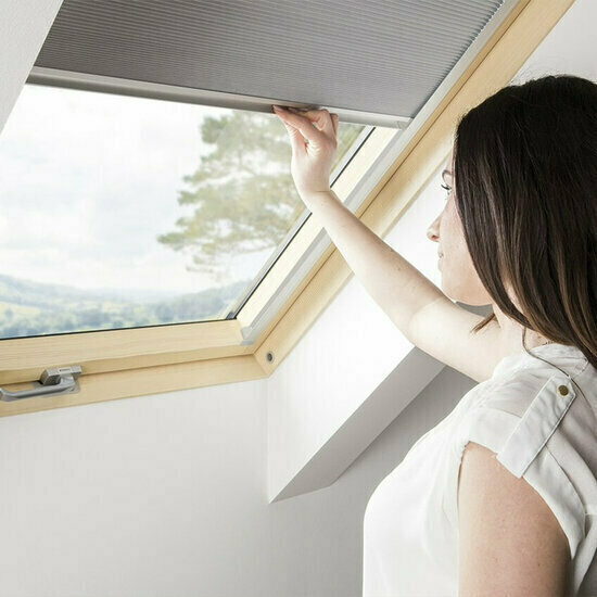 Fakro APF I Honeycomb Pliss&eacute; (601) 114x118 cm