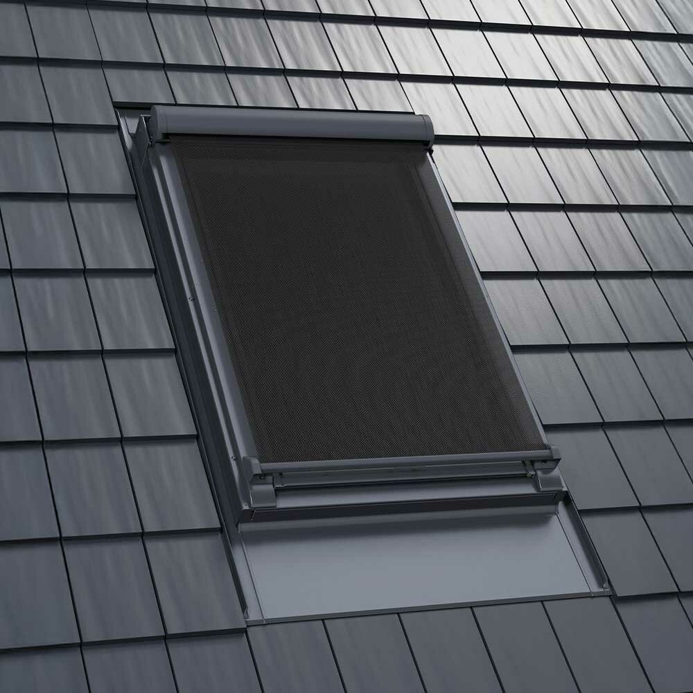 Fakro Screen AMZ handbediend (089) 114x160/180 cm