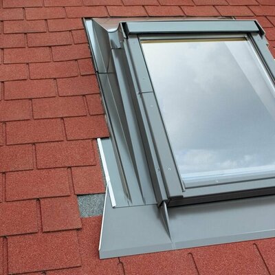 FAKRO Dakkapel Basis Single gootstuk 134x140 (excl. raam)