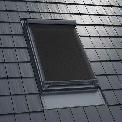 Fakro Screen AMZ handbediend (089) 114x160/180 cm