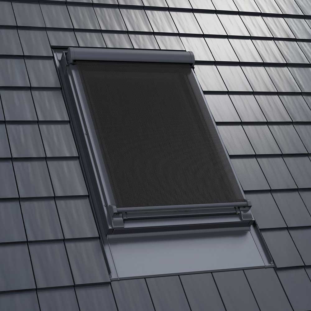 Fakro Screen AMZ handbediend (089) 94x78 cm