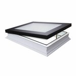 Fakro platdakraam handbediend DMF DU6 90x90 cm Fakro platdakraam handbediend DMF DU6 90x90 cm